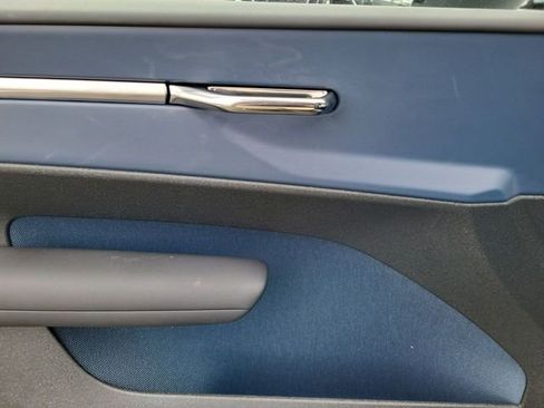 New 2026 Volvo EX30 Plus w/ Protection Package Premier image 10