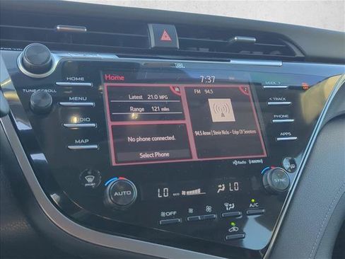 Used 2019 Toyota Camry XSE FWD image 20