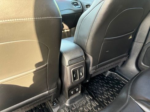 Used 2020 Jeep Compass Latitude image 25