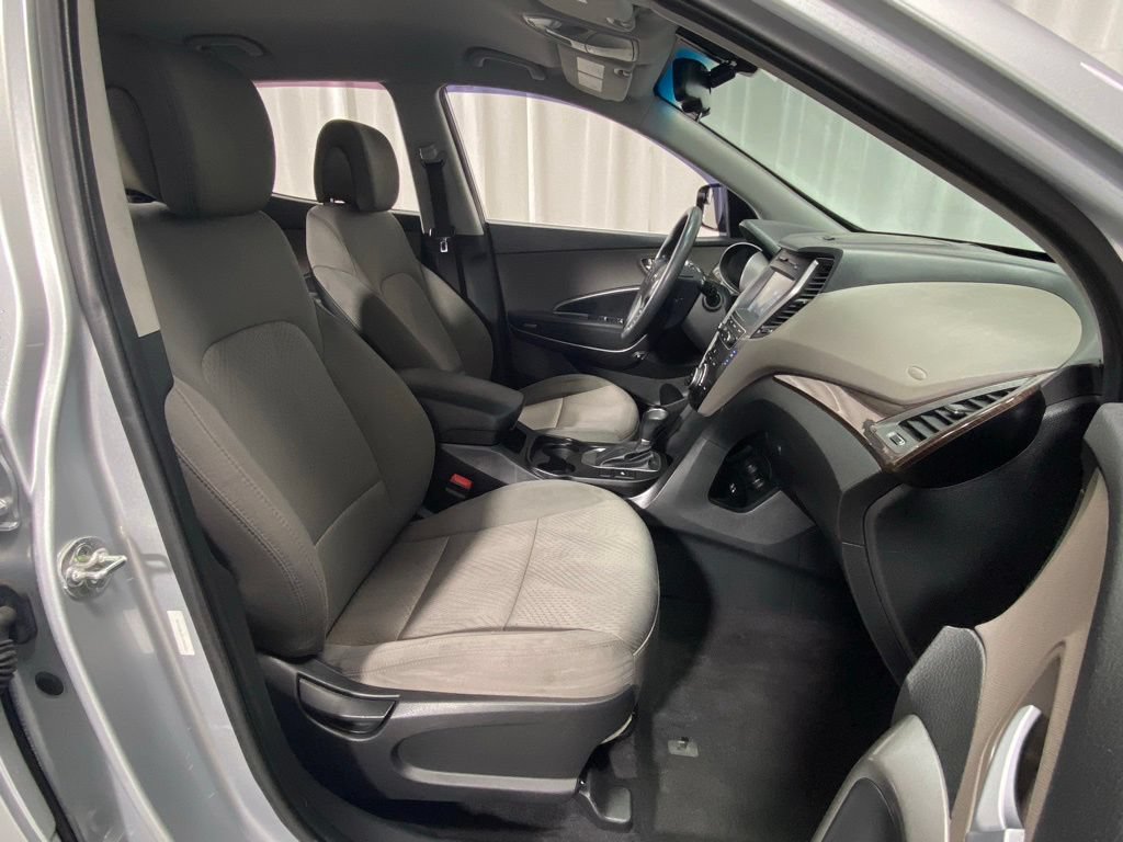 Used 2018 Hyundai Santa Fe Sport w/ 2.4L Value Package 02 AWD/4WD image 30