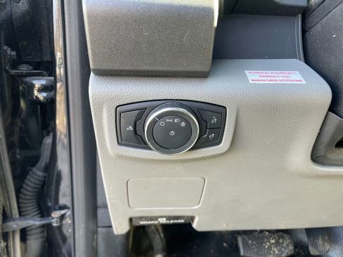 Used 2020 Ford F550 4x4 Regular Cab Super Duty w/ Power Equipment Group image 14