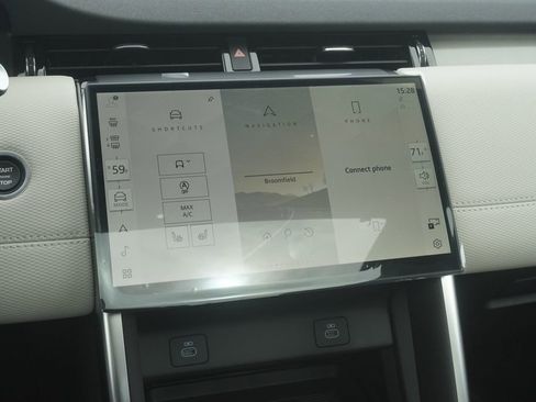 New 2026 Land Rover Discovery Sport Landmark image 15