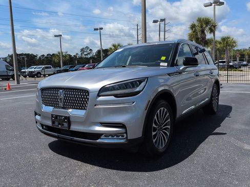 Certified 2021 Lincoln Aviator Reserve w/ Equipment Group 201A AWD/4WD image 8