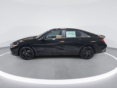 New 2026 Hyundai Elantra SEL Sport Premium FWD image 8