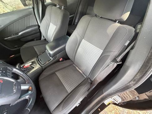 Used 2023 Dodge Charger SXT w/ Blacktop Package RWD image 12