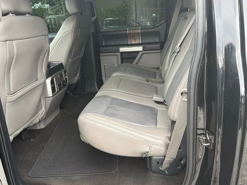 Used 2020 Ford F150 Lariat RWD image 32