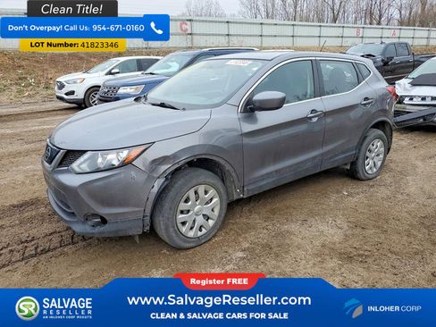 Used 2019 Nissan Rogue Sport S FWD image 1
