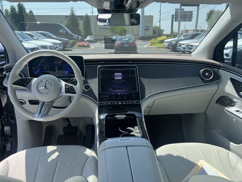 Certified 2023 Mercedes-Benz EQE 350+ SUV w/ AMG Line Exterior Package image 30