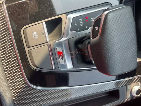 Used 2024 Audi SQ5 Premium Plus w/ Premium Plus Package AWD/4WD image 23