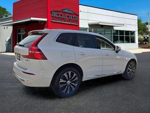Used 2022 Volvo XC60 B5 Inscription w/ Advanced Package AWD/4WD image 5