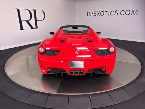 Used 2012 Ferrari 458 Spider RWD image 8