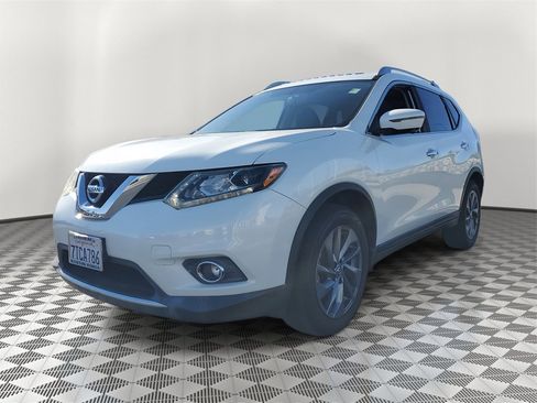 Used 2016 Nissan Rogue SL w/ SL Premium Package image 3