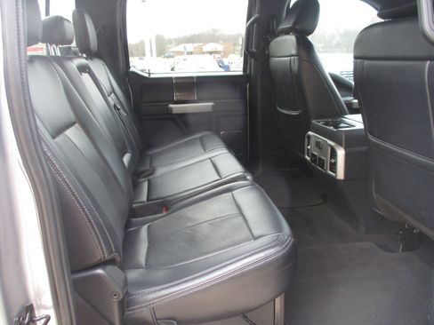 Used 2022 Ford F350 Lariat w/ Lariat Ultimate Package AWD/4WD image 14