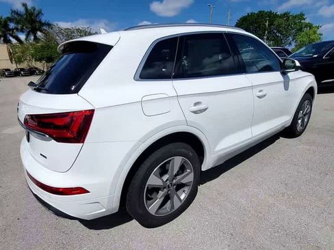 Certified 2023 Audi Q5 2.0T Premium w/ Convenience Package image 8