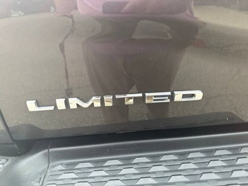 Used 2019 RAM 2500 Limited AWD/4WD image 12