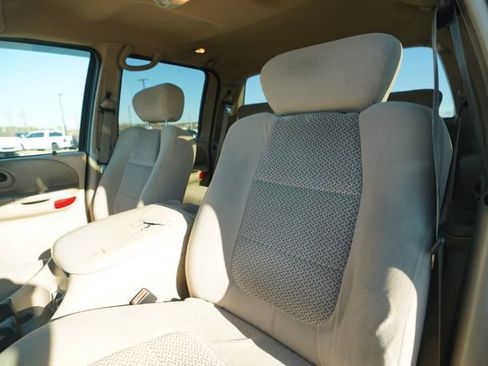 Used 2003 Ford F150 XLT image 32