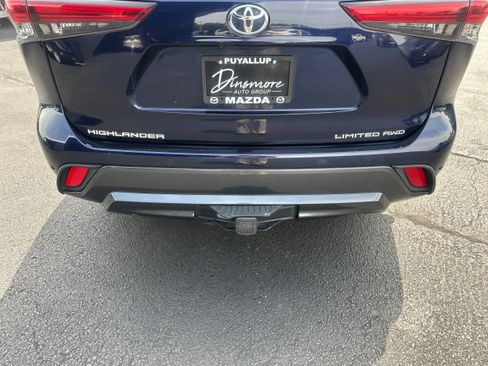 Used 2022 Toyota Highlander Limited AWD/4WD image 25