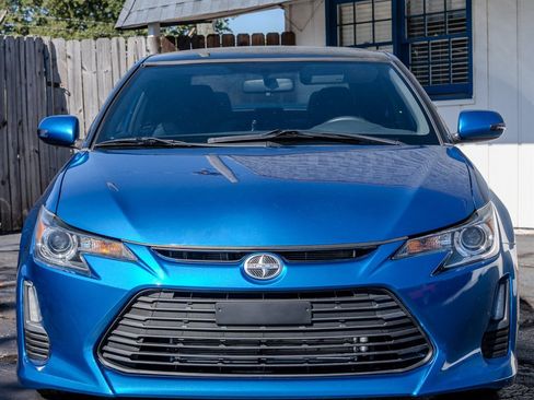 Used 2014 Scion tC image 8