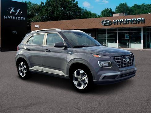 New 2026 Hyundai Venue SEL image 10