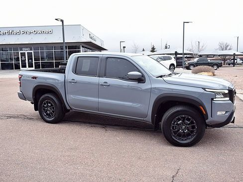 Used 2022 Nissan Frontier PRO-4X w/ Pro-4X Premium Package image 12