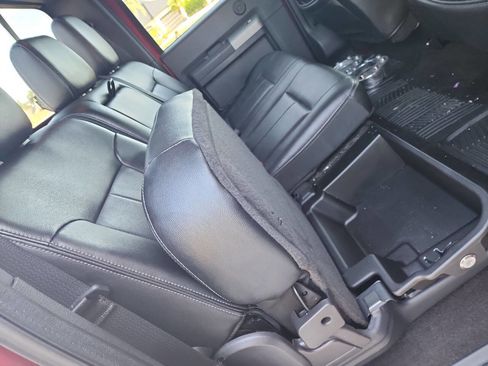 Used 2016 Ford F250 Lariat w/ Lariat Interior Package image 17