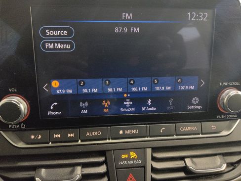 Used 2024 Nissan Altima 2.5 SV image 25