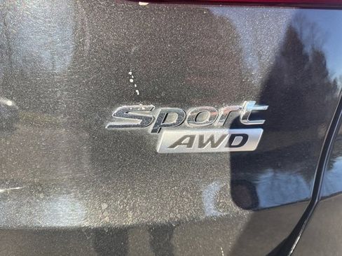 Used 2017 Hyundai Santa Fe Sport image 9