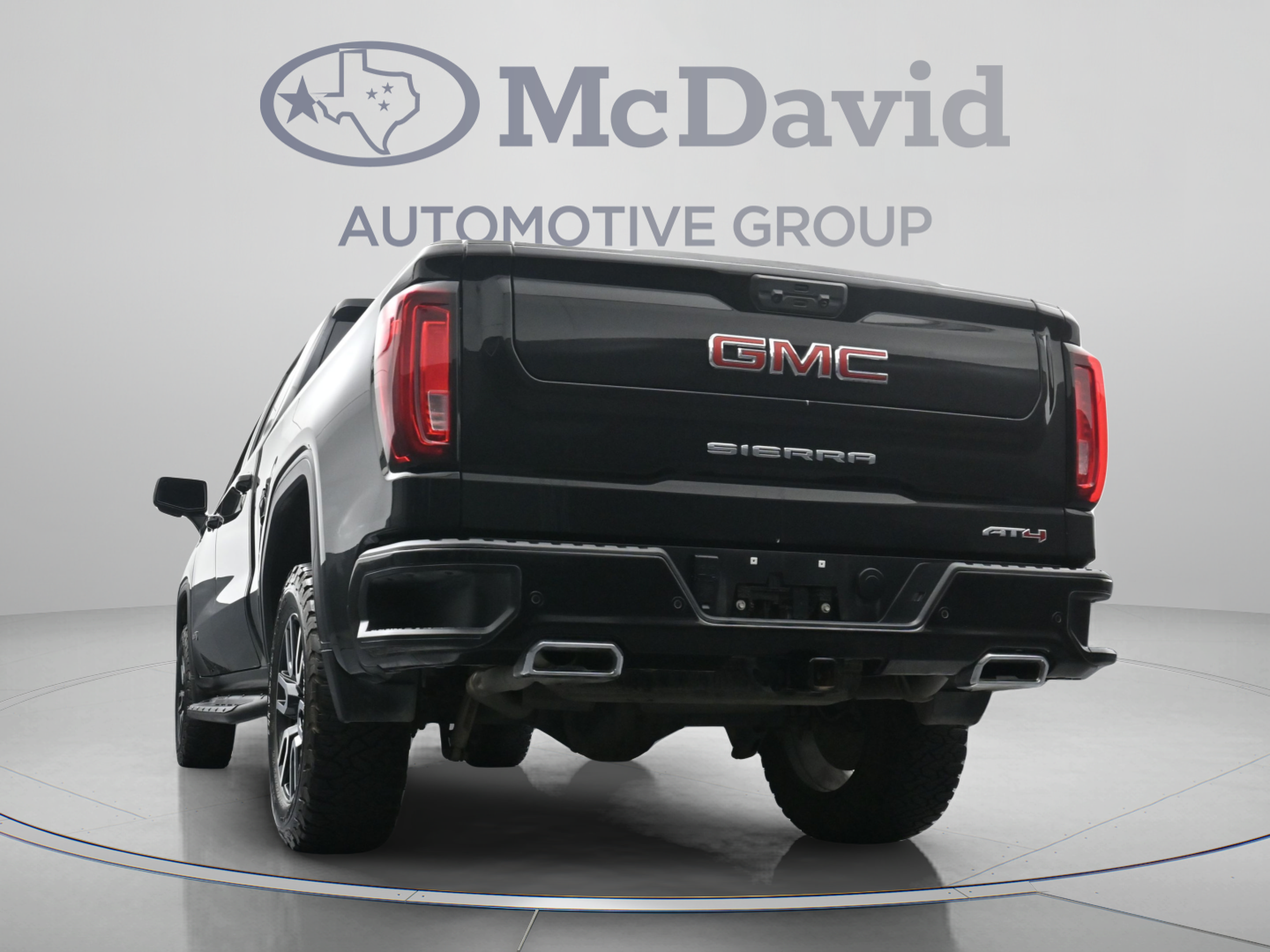 Used 2024 GMC Sierra 1500 AT4 w/ Technology Package AWD/4WD image 29