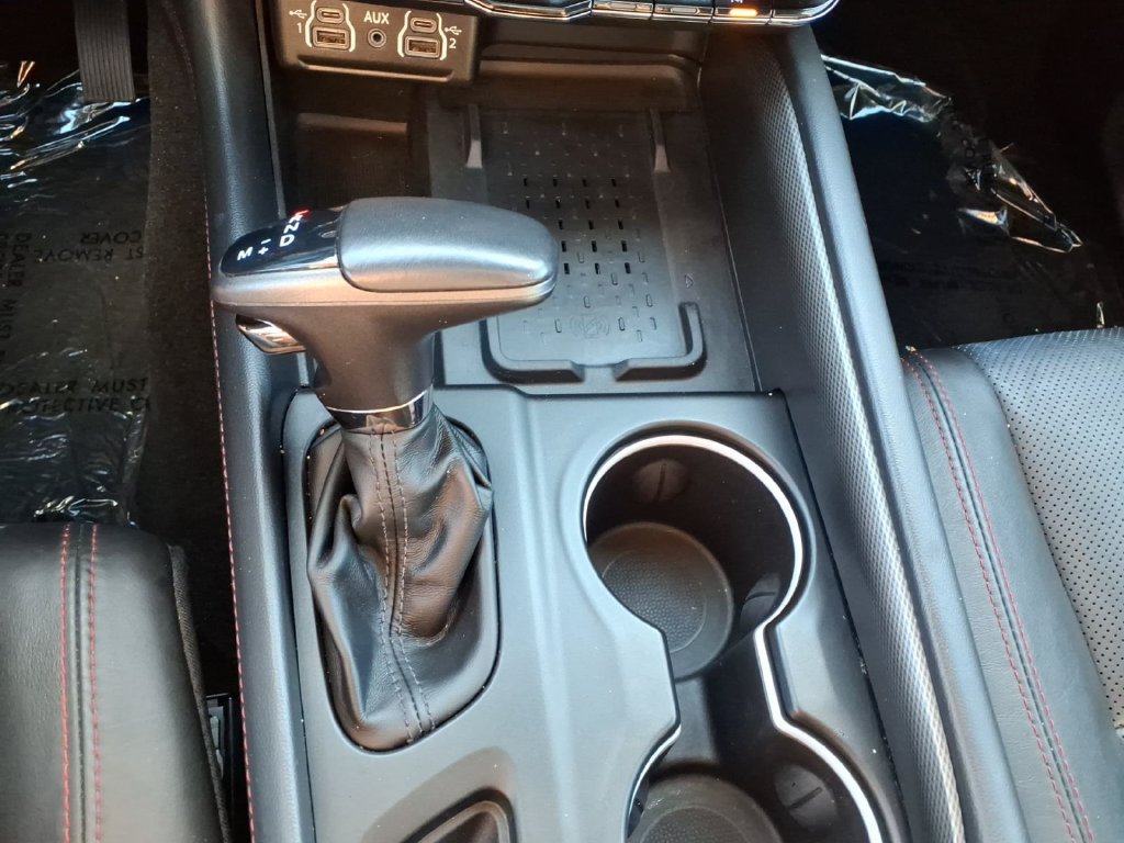 Used 2025 Dodge Durango GT AWD/4WD image 12