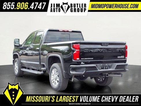 New 2026 Chevrolet Silverado 2500 High Country w/ High Country Premium Package AWD/4WD image 6