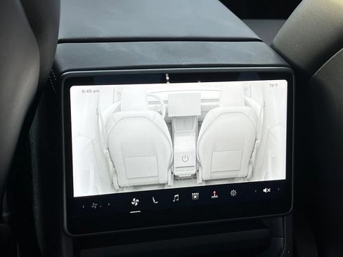 Used 2026 Tesla Model Y Long Range RWD image 12