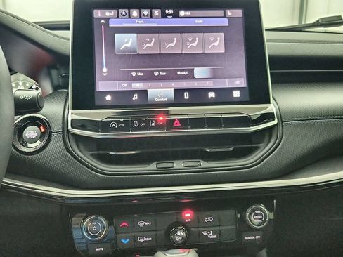 New 2026 Jeep Compass Latitude AWD/4WD image 26