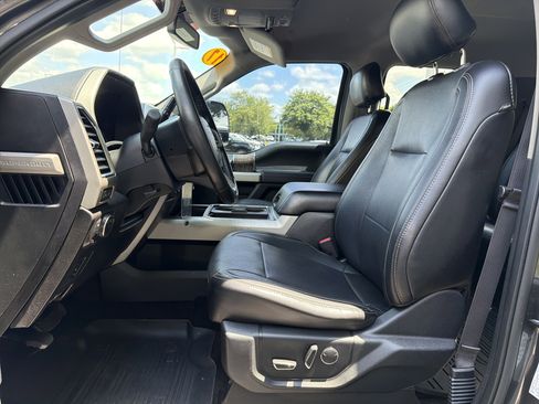 Used 2017 Ford F250 Lariat w/ Lariat Value Package AWD/4WD image 16