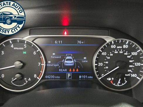 Used 2023 Nissan Altima 2.5 SL FWD image 11