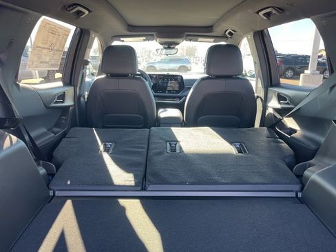 New 2026 Chevrolet Equinox LT w/ Convenience Package II image 42