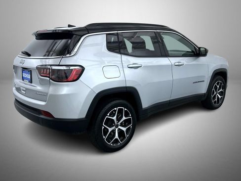Certified 2025 Jeep Compass Limited AWD/4WD image 5