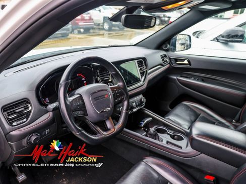 Used 2024 Dodge Durango GT image 3