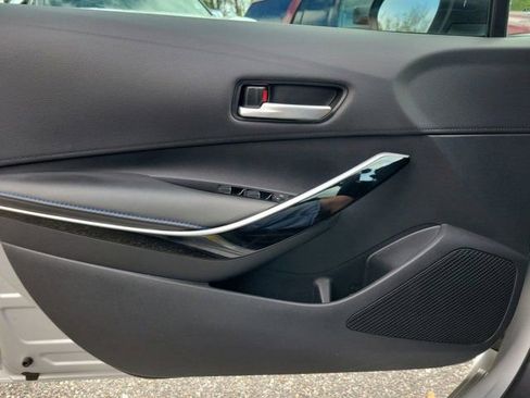 Used 2020 Toyota Corolla XSE image 37