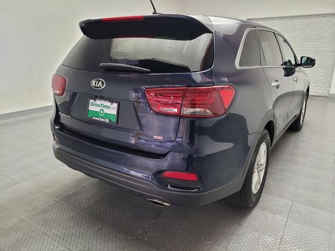 Used 2019 Kia Sorento FWD image 7