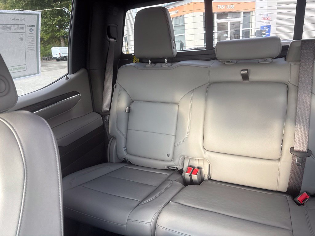 Used 2024 GMC Sierra 1500 SLT w/ SLT Premium Plus Package AWD/4WD image 11