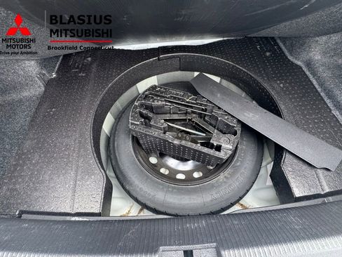 Used 2018 Volkswagen Passat 2.0T SE image 12