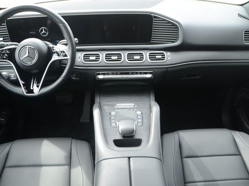 Used 2025 Mercedes-Benz GLE 350 4MATIC w/ AMG Line Exterior image 17