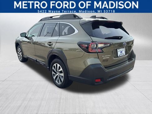Used 2024 Subaru Outback Premium AWD/4WD image 6