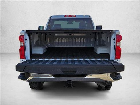 Used 2024 Chevrolet Silverado 2500 LT w/ Convenience Package image 6