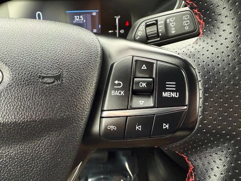 Used 2025 Ford Escape ST-Line image 30