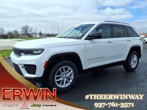 Certified 2024 Jeep Grand Cherokee Laredo X w/ Luxury Tech Group I image 3