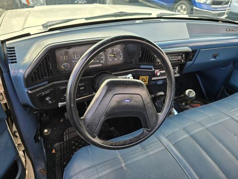 Used 1988 Ford F150 2WD Regular Cab image 16