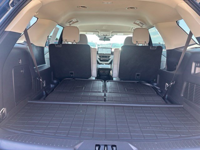 Used 2025 Ford Explorer Active w/ Active Comfort Package AWD/4WD image 10