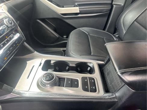 Used 2021 Ford Explorer Limited w/ Equipment Group 301A RWD image 30