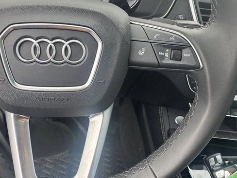 Certified 2025 Audi Q5 2.0T Premium w/ Convenience Plus Package image 24